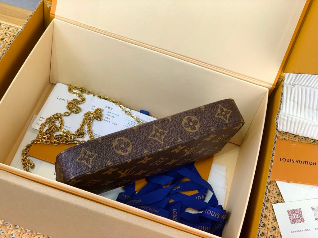 MONOGRAM EMBOSSED POCHETTE – CHAIN EDITION