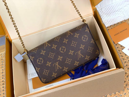 MONOGRAM EMBOSSED POCHETTE – CHAIN EDITION