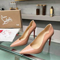 REFINED NUDE POINTED-TOE PUMPS IN PREMIUM SHEEPSKIN WITH MINIMALIST SILHOUETTE