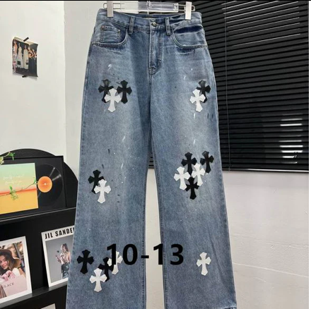 STRAIGHT-LEG EMBROIDERED DENIM JEANS