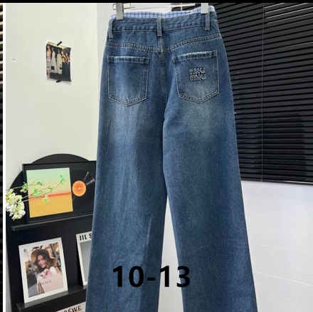 STRAIGHT-LEG EMBROIDERED DENIM JEANS