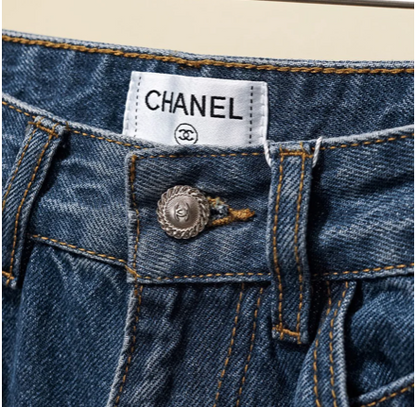 STRAIGHT DENIM JEANS