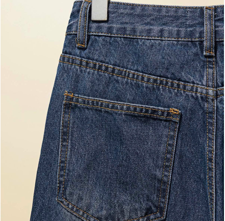 STRAIGHT DENIM JEANS