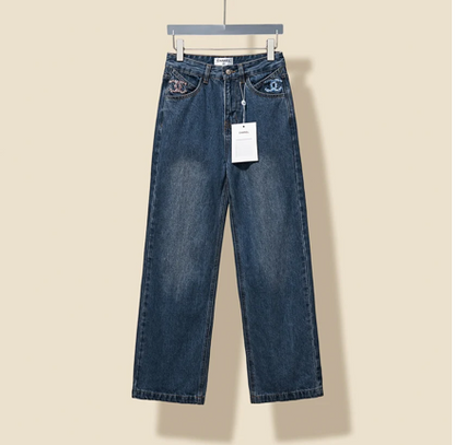 STRAIGHT DENIM JEANS