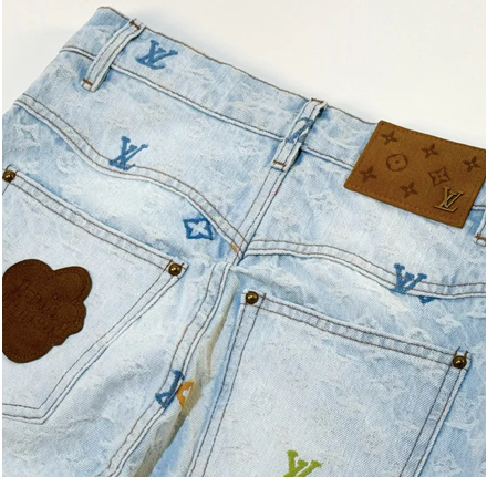 STRAIGHT DENIM JEANS