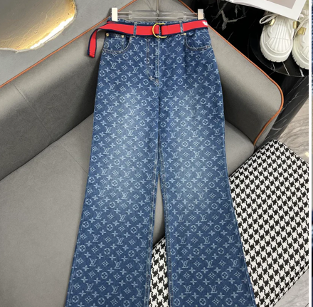 STRAIGHT DENIM JEANS