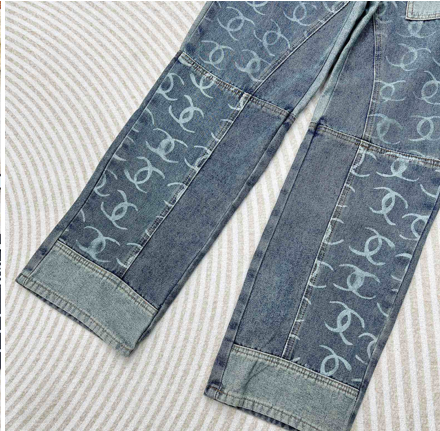 STRAIGHT DENIM JEANS