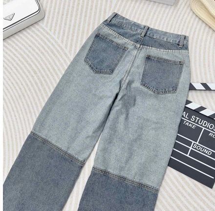 STRAIGHT DENIM JEANS