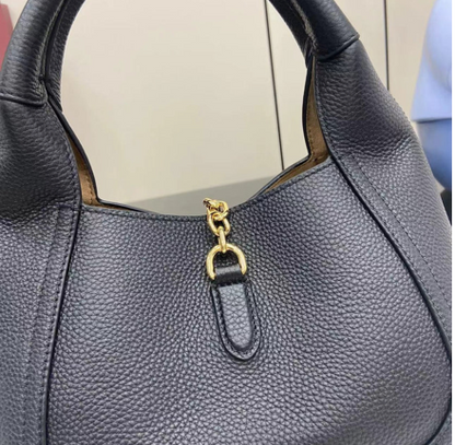 SOFTBIT SHOULDER BAG BLACK LEATHER