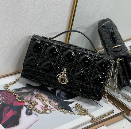 GLOSSY QUILTED PATENT BAG