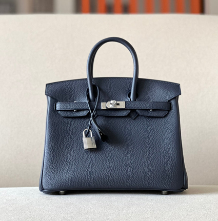 STRUCTURED LEATHER HANDBAG