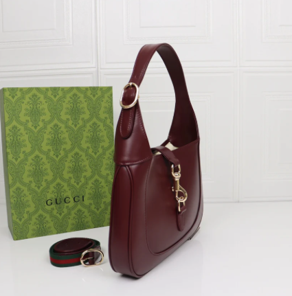 SMALL RED SHOULDER BAG