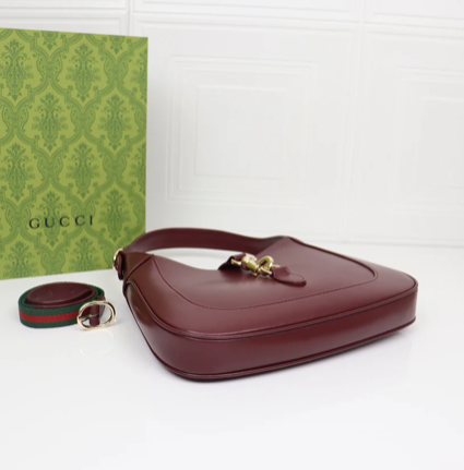 SMALL RED SHOULDER BAG