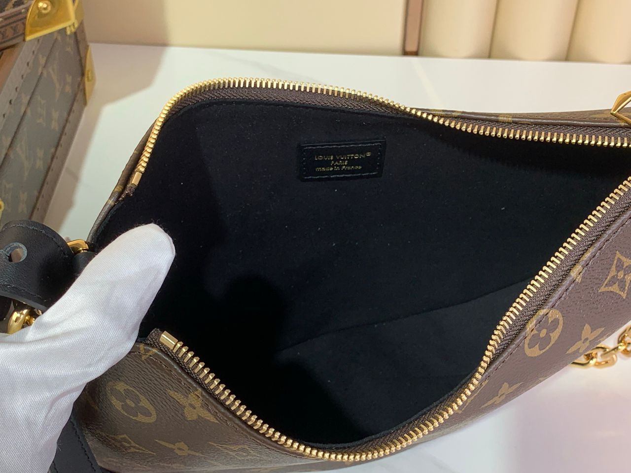 ELEGANT MONOGRAM CRESCENT HANDBAG WITH REMOVABLE GOLD CHAIN