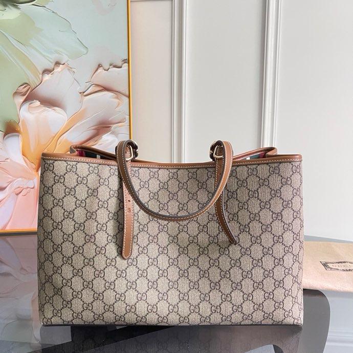 EMBLEM LARGE TOTE BAG