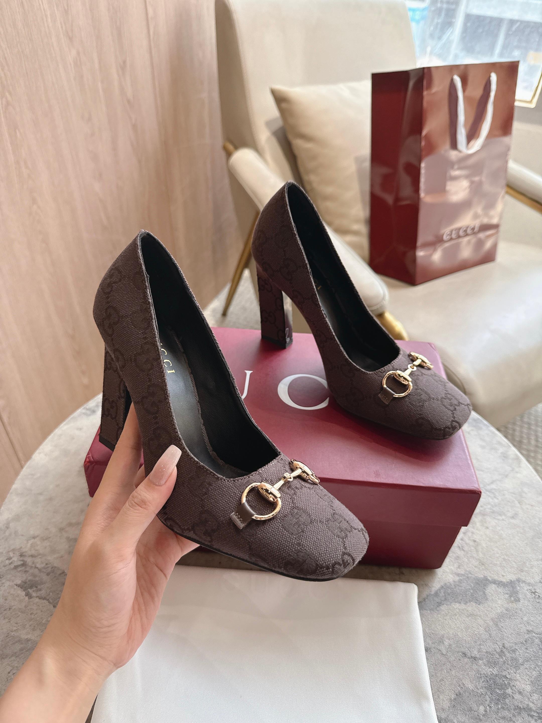 RETRO LEATHER LUXURY SNEAKERS