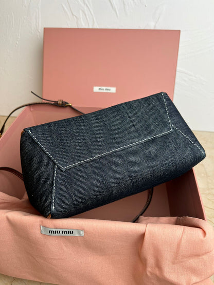 MATELASSÉ NAPPA LEATHER TOP-HANDLE BAG
