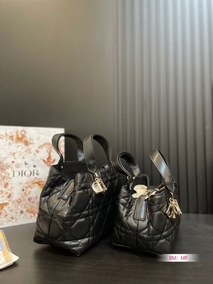 TOUJOURS LEATHER SHOPPING BAG – MACROCANNAGE EDITION