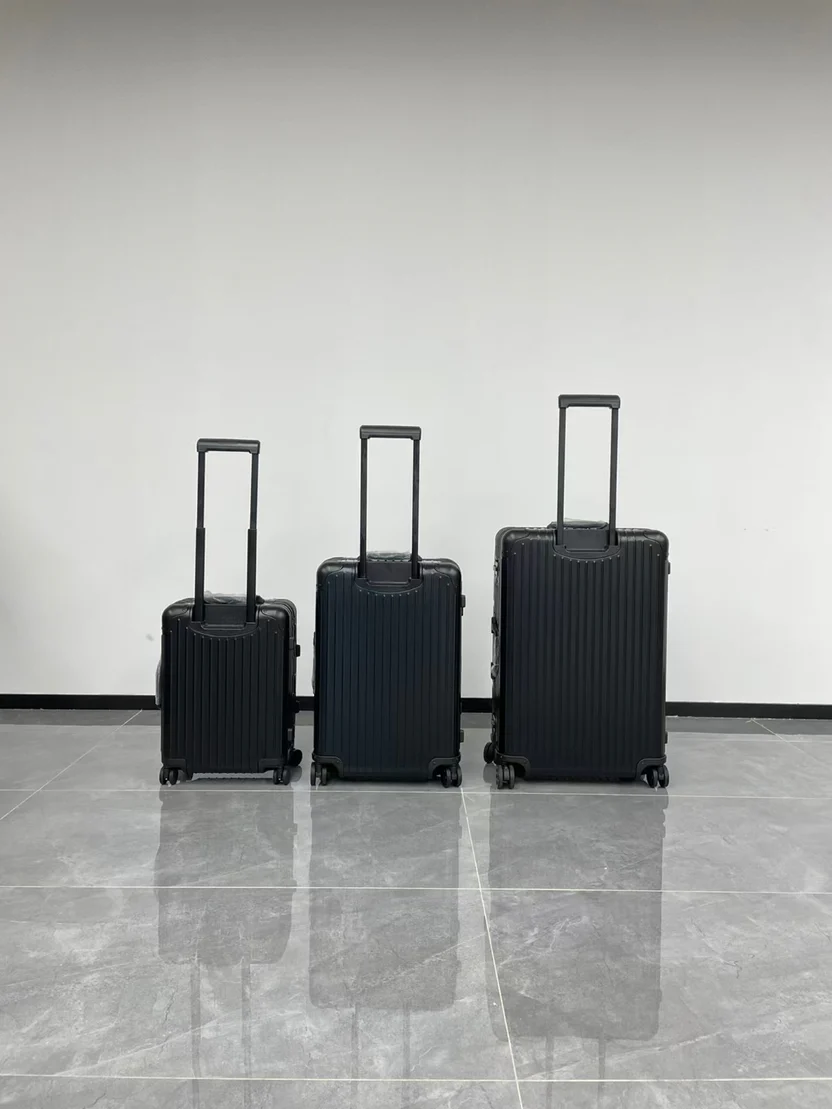 STEALTH ONYX AEROSPACE-GRADE ALUMINUM TRUNK & LUGGAGE TRIO SET
