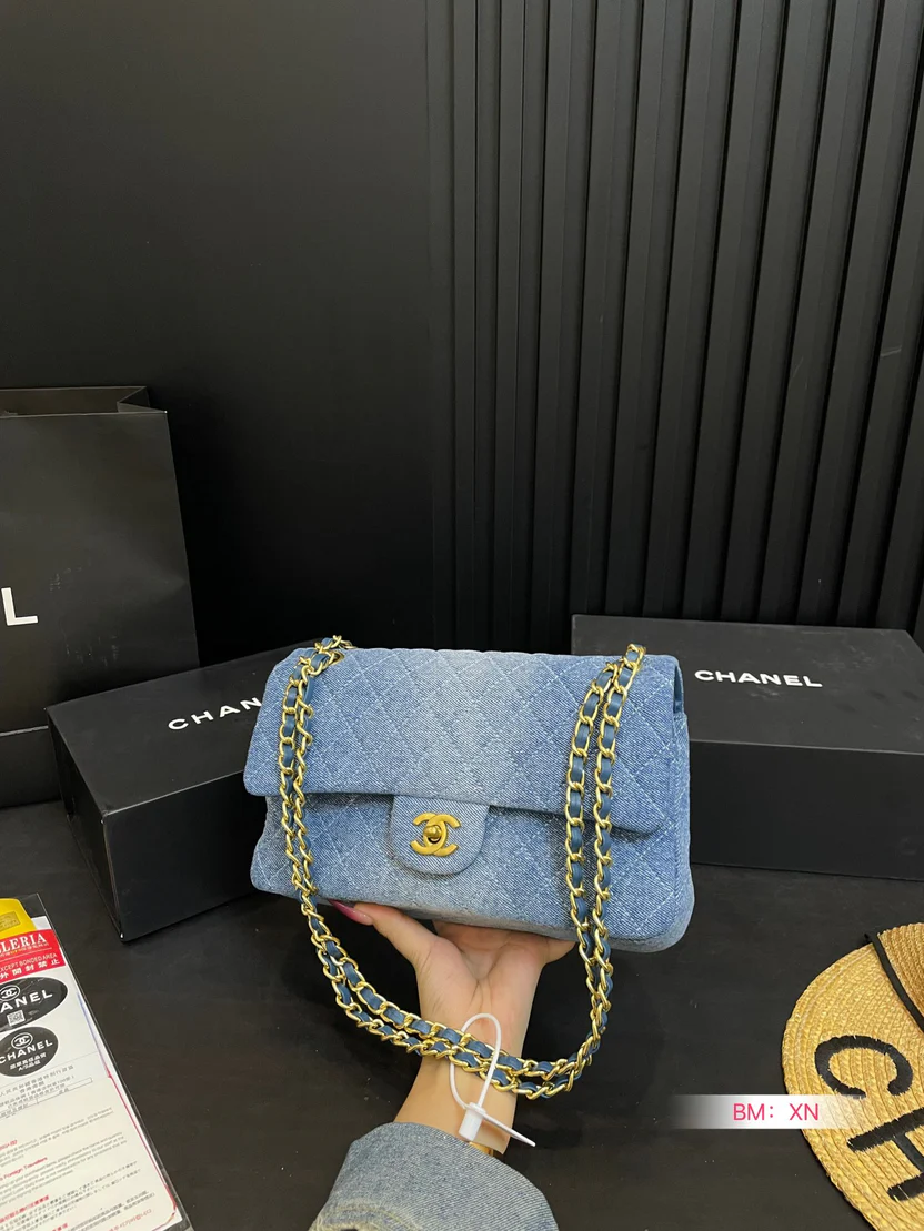 DENIM CHAIN FLAP BAG – MODERN TEXTURE EDITION