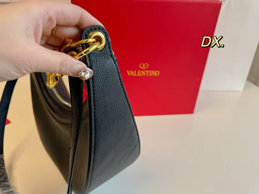 MOON SHOULDER BAG