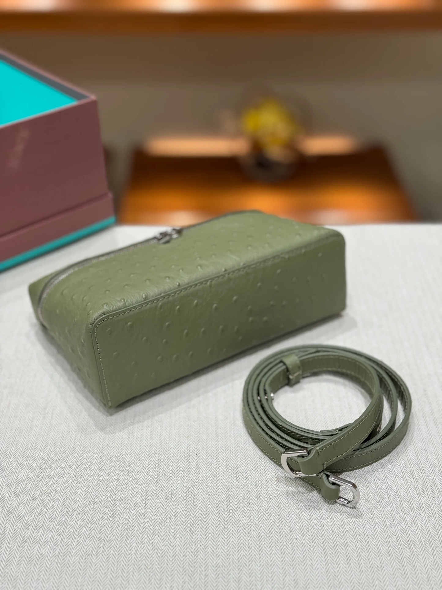 LORO OSTRICH CLUTCH 19