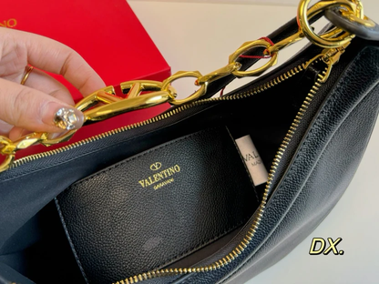 MOON SHOULDER BAG