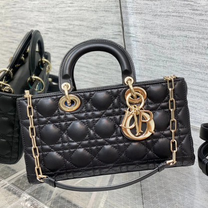 CLASSIC QUILTED D-JOY STYLE BAG-26CM