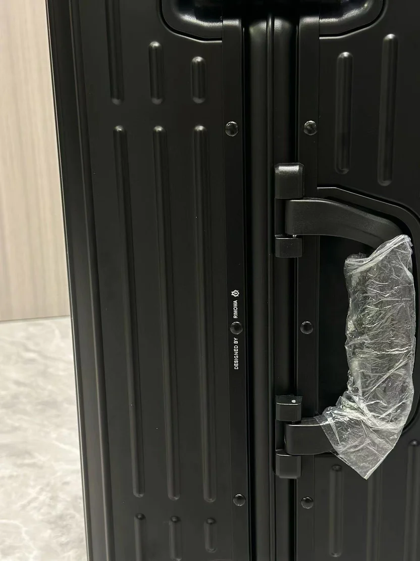 STEALTH ONYX AEROSPACE-GRADE ALUMINUM TRUNK & LUGGAGE TRIO SET