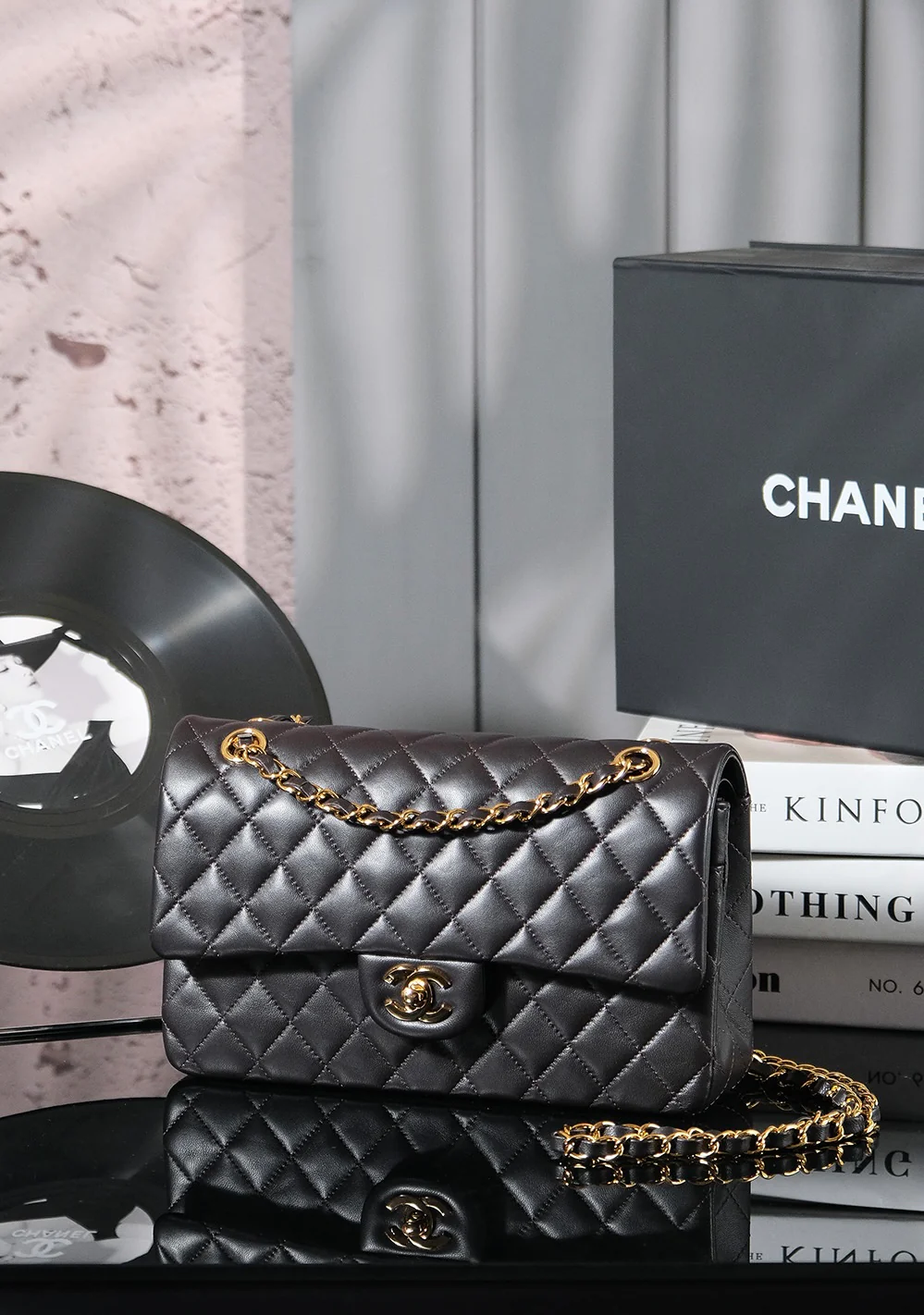 CLASSIC DOUBLE FLAP BAG- BLACK (20CM/25CM)