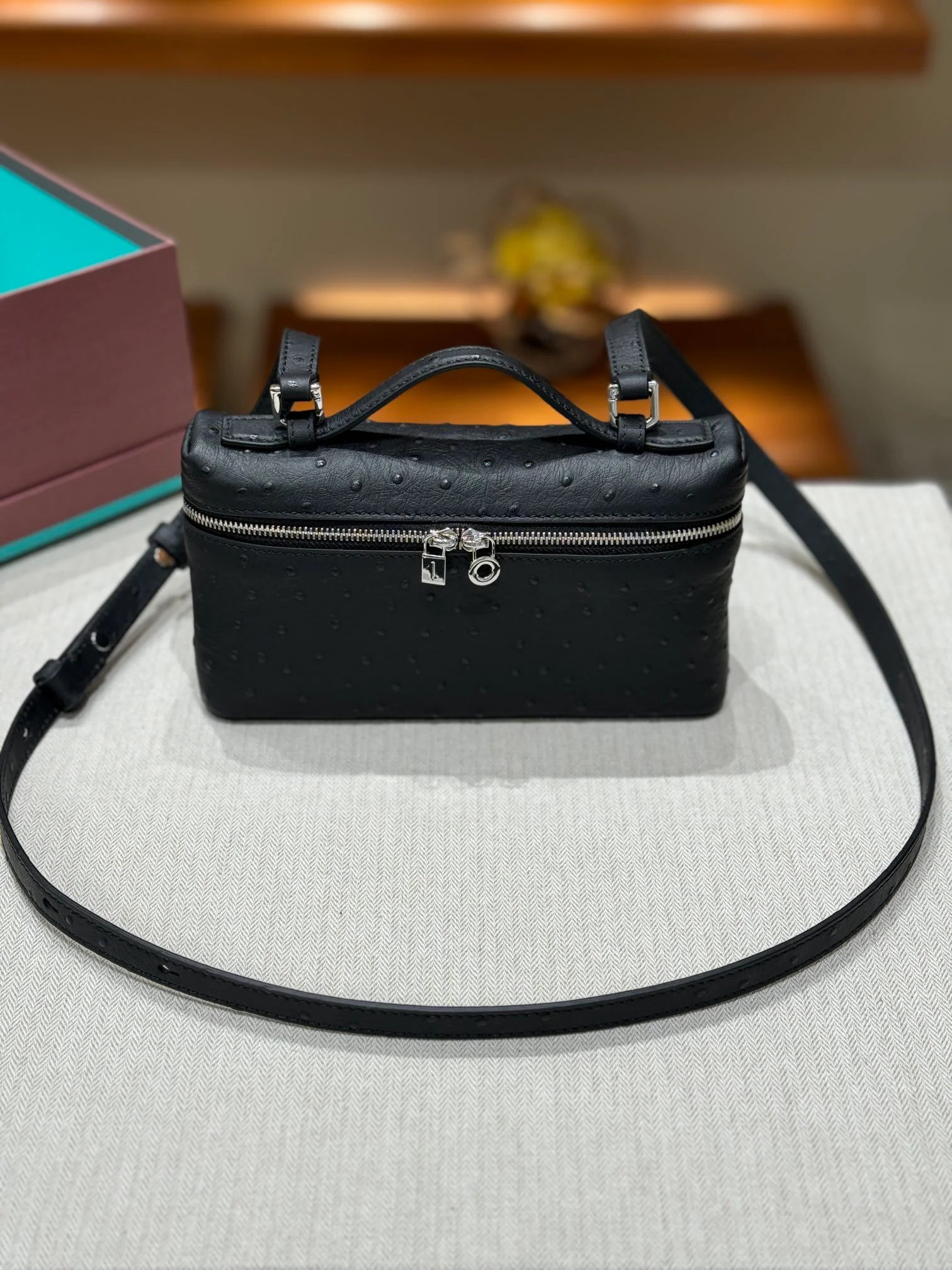LORO OSTRICH LEATHER CLUTCH 19