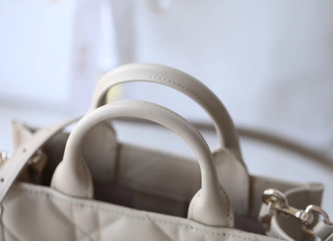 MINI BOOK STYLE HANDBAG- BLACK LEATHER (21.5CM)