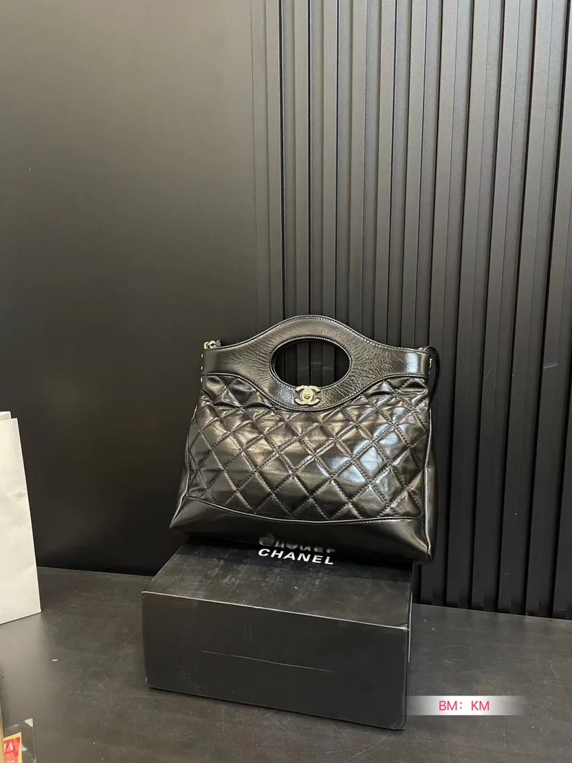 MINI CHAIN 31 TOTE – COLLECTOR’S EDITION