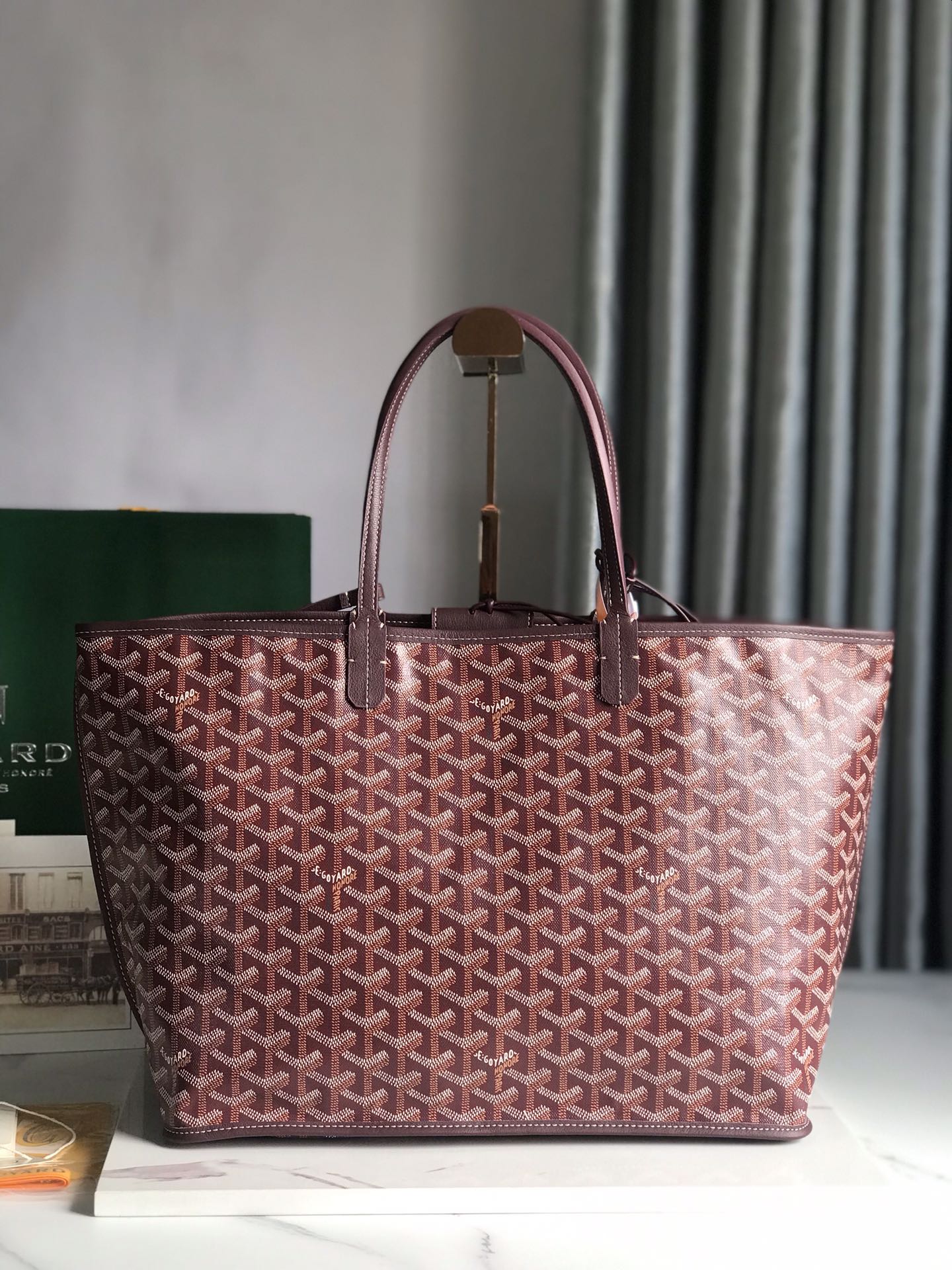 REVERSIBLE ANJOU TOTE BAG
