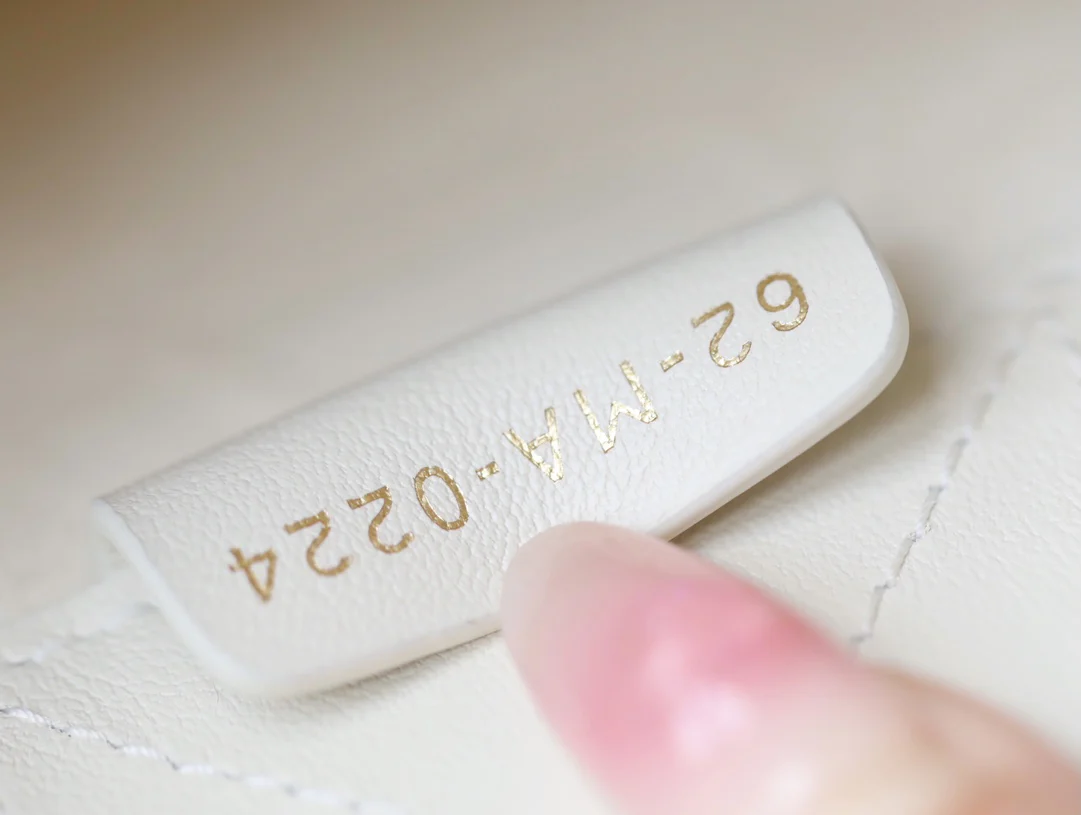 MINI BOOK STYLE HANDBAG- WHITE LEATHER (21.5CM)