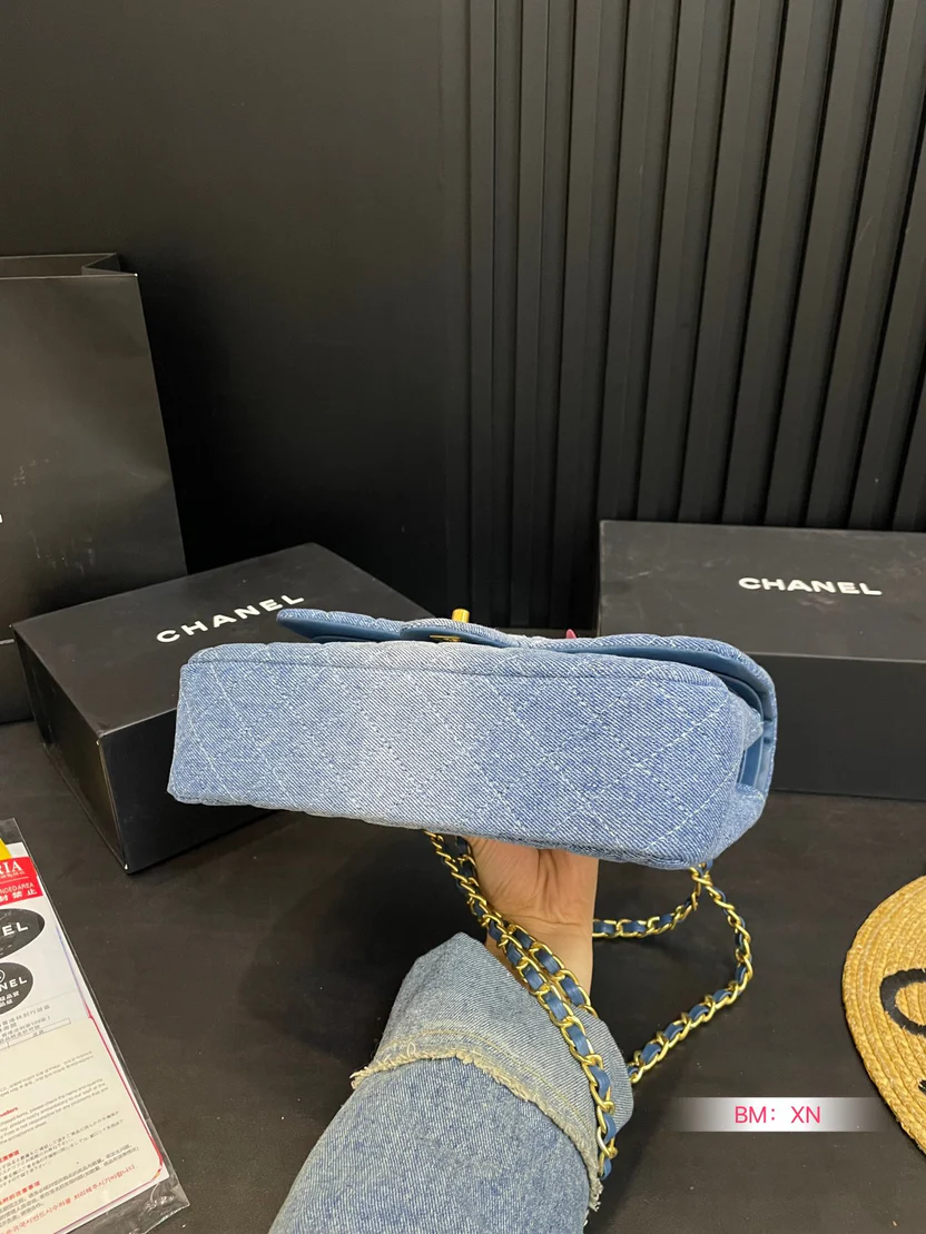DENIM CHAIN FLAP BAG – MODERN TEXTURE EDITION