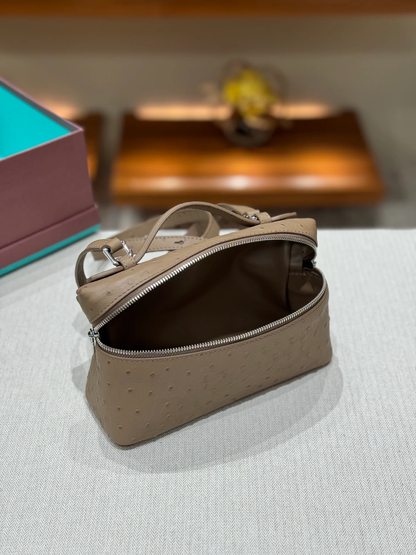 LORO OSTRICH LEATHER CLUTCH 19
