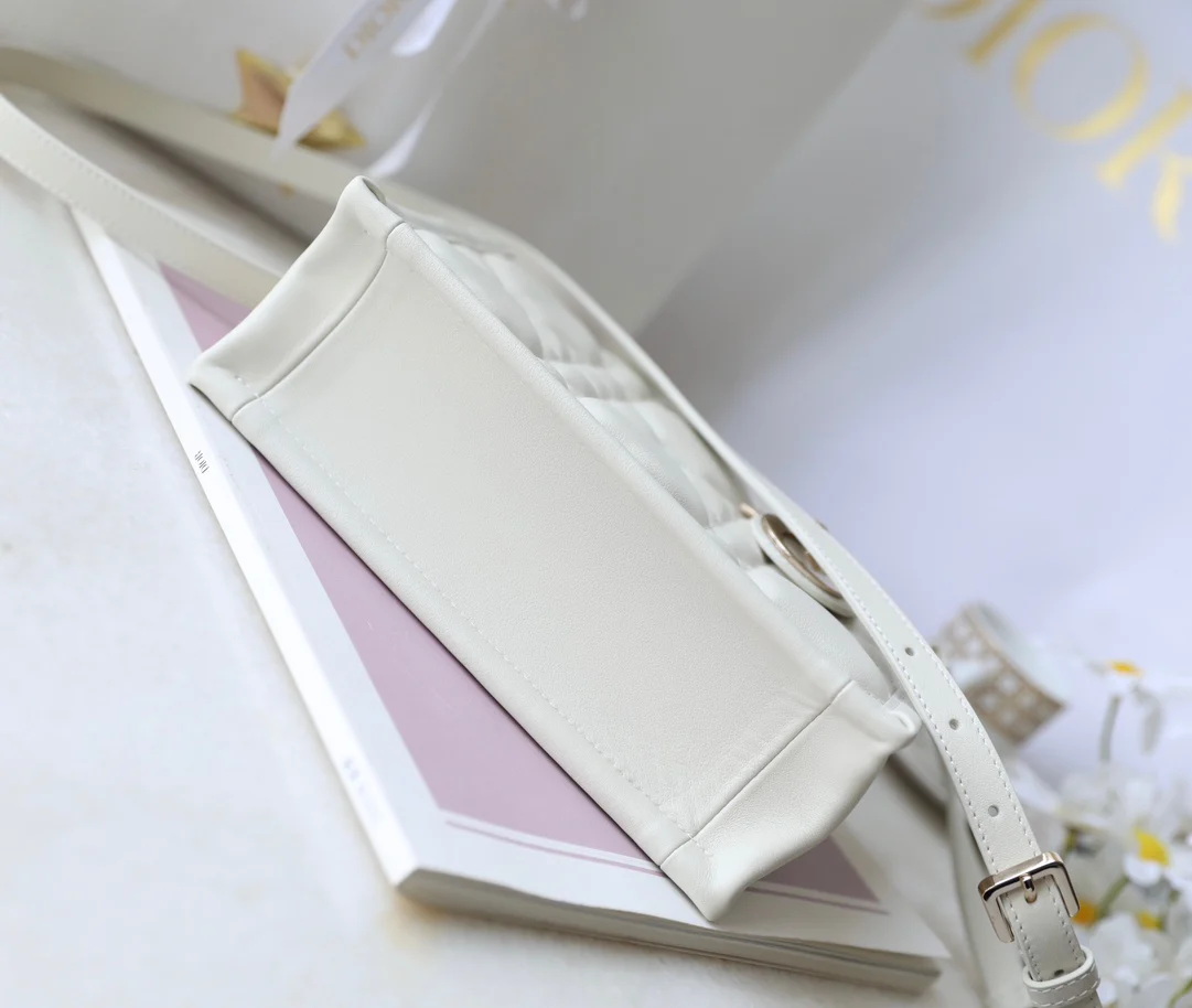 MINI BOOK STYLE HANDBAG- WHITE LEATHER (21.5CM)