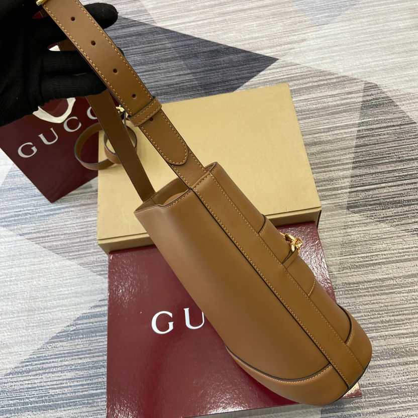 BUCKET BAG BROWN LEATHER