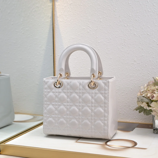 LADY D STYLE SHOULDER BAG- WHITE (24CM)