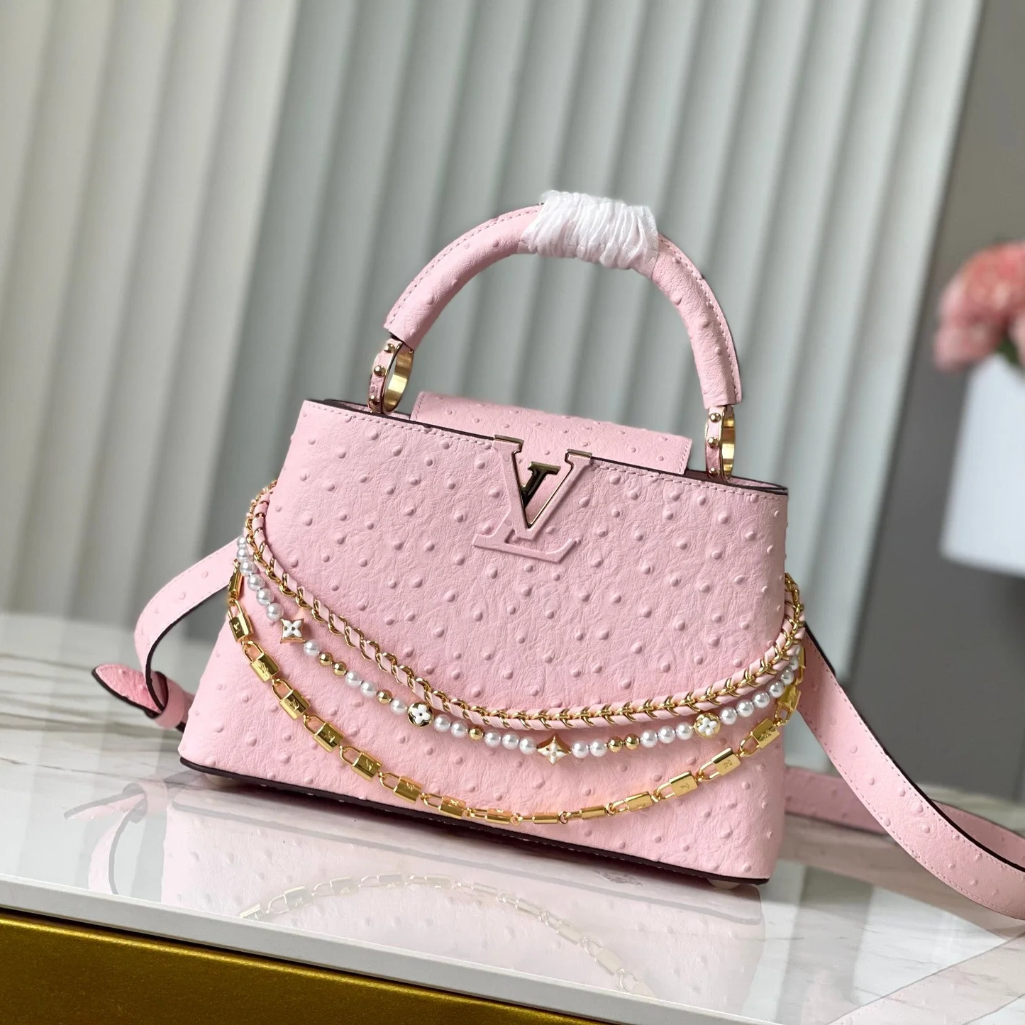 CAPUCCINES TRILOGY CHAIN 3-IN-1 PINK OSTHRICH PEARL
