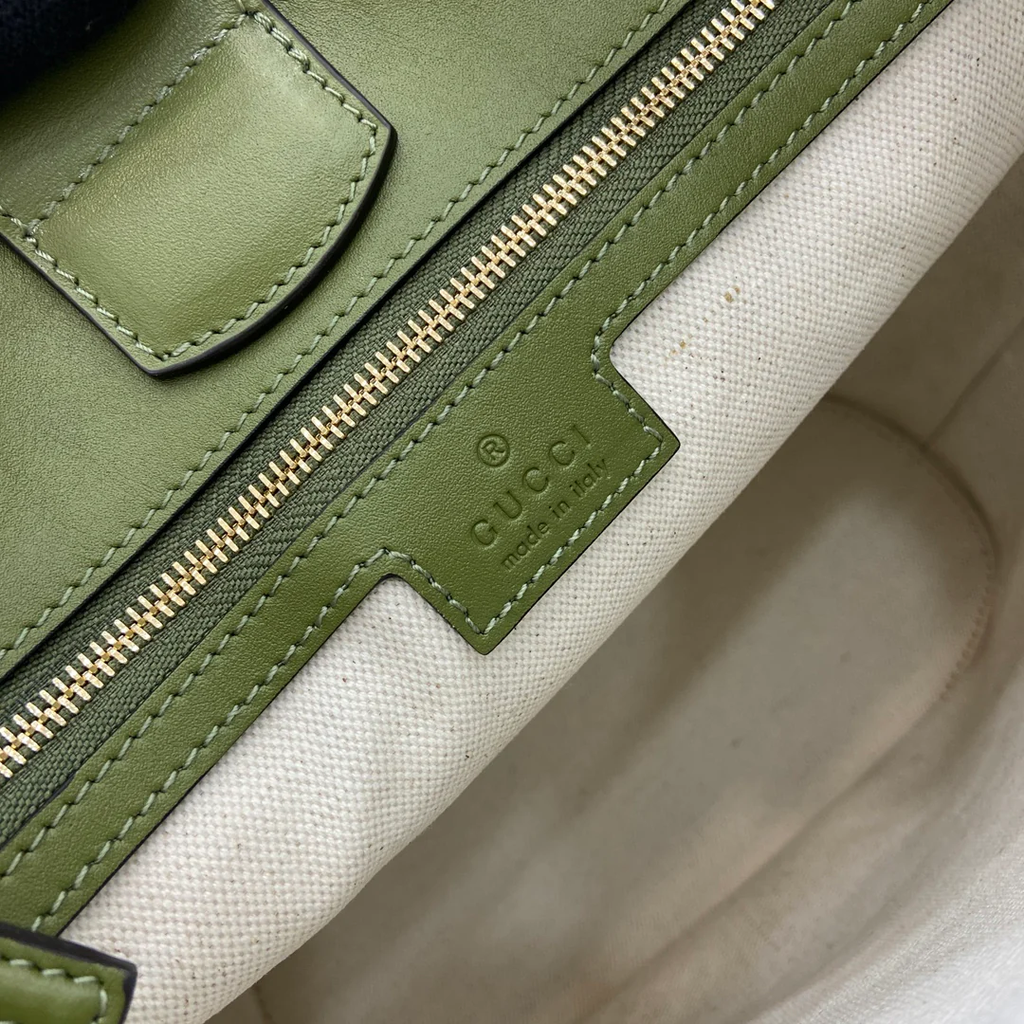 BUCKET BAG GREEN LEATHER