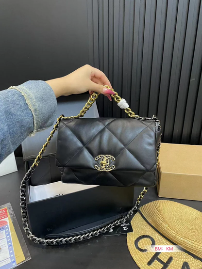 CLASSIC 19 FLAP BAG – CELEBRITY EDITION