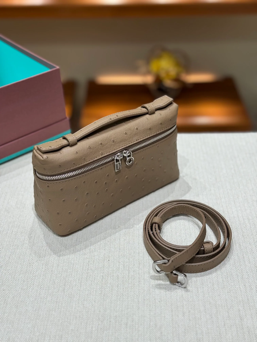 LORO OSTRICH LEATHER CLUTCH 19