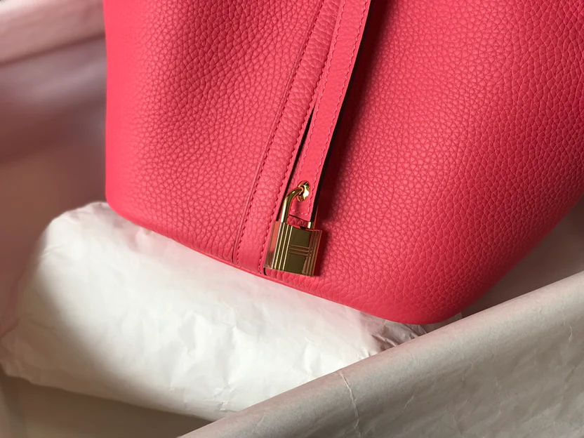 BUCKET BAG LIPSTICK PINK