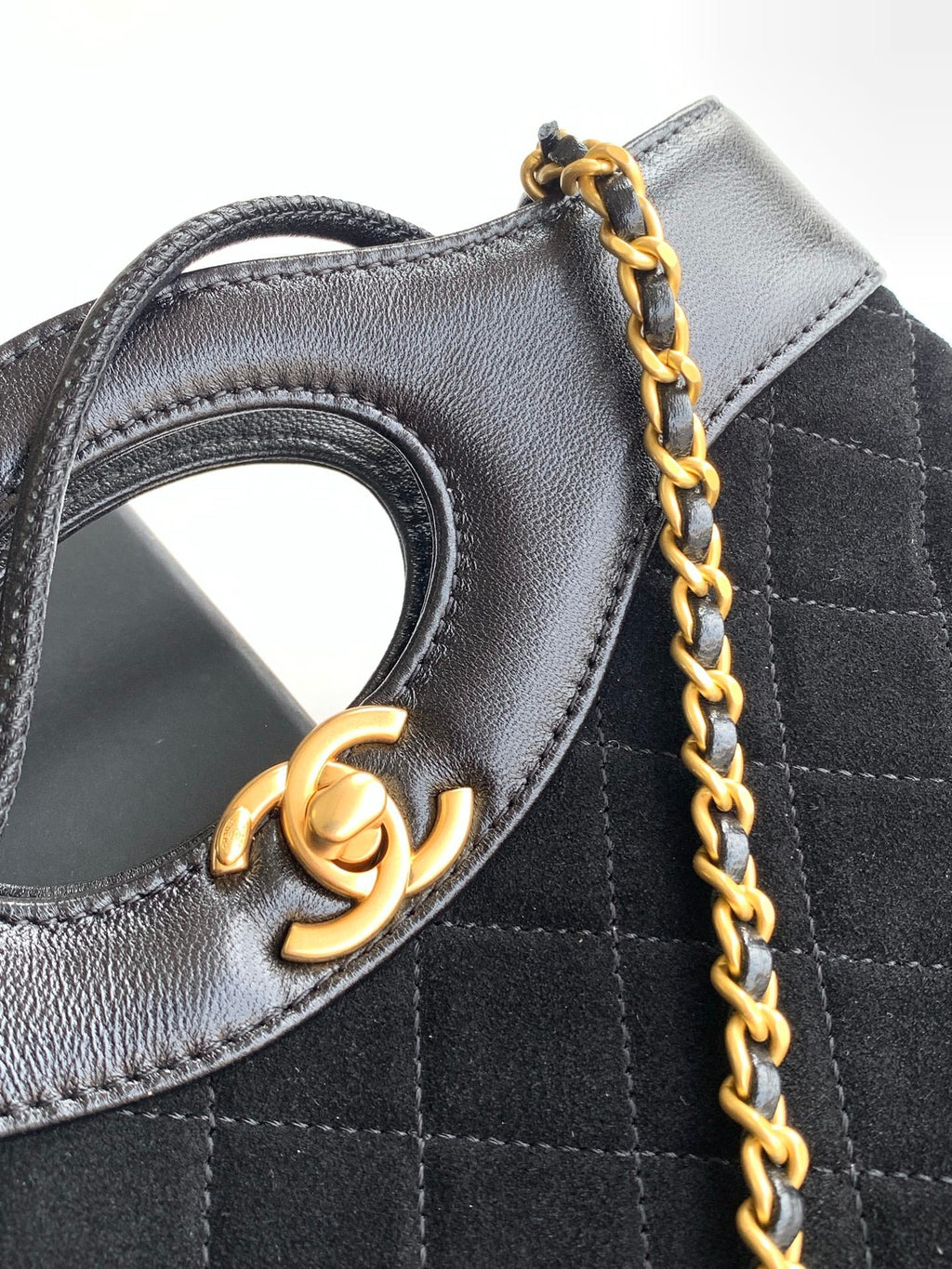 CLASSIC NUBUCK SHEEPSKIN SHOULDER BAG-22CM