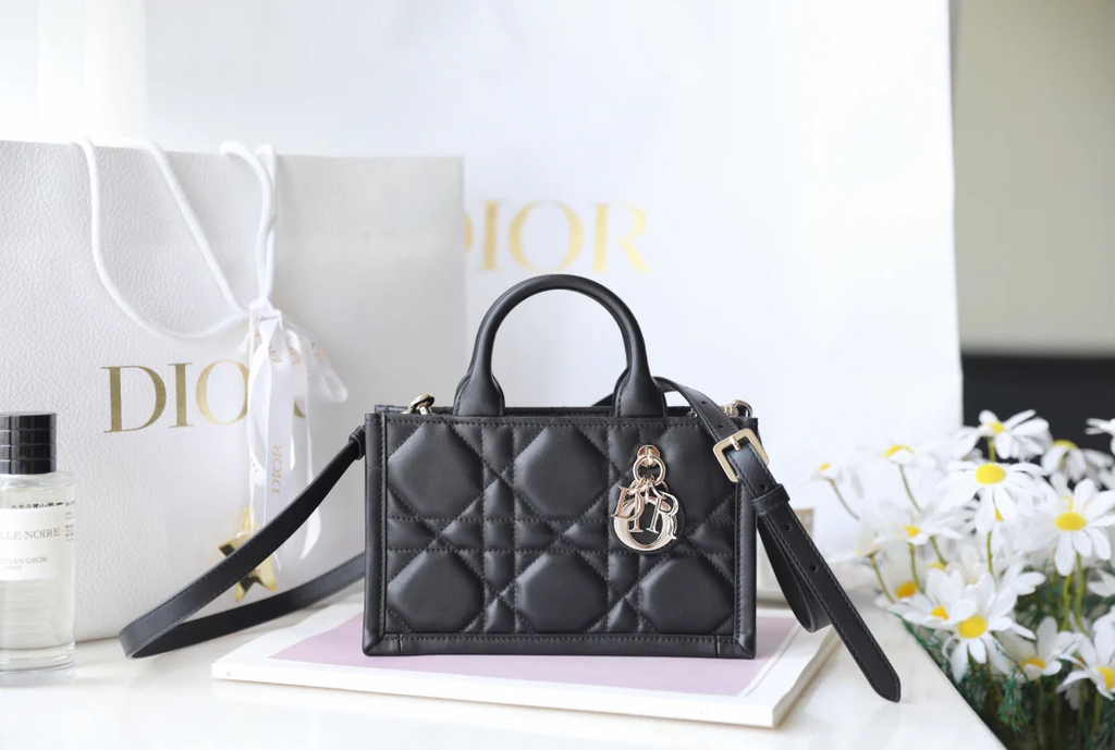 MINI BOOK STYLE HANDBAG- BLACK LEATHER (21.5CM)