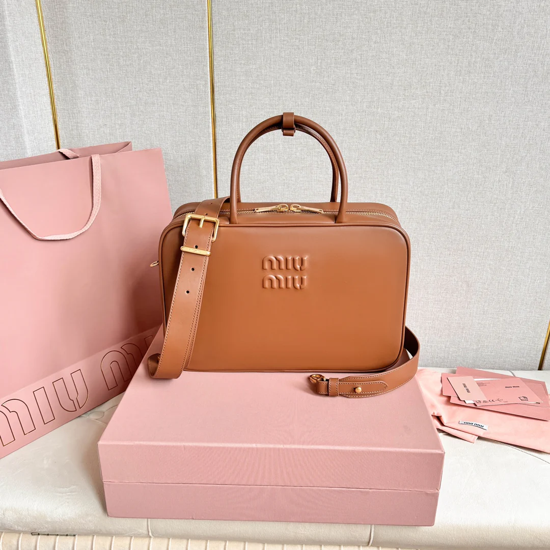 MATELASSÉ NAPPA LEATHER VINTAGE-EFFECT HOBO BAG