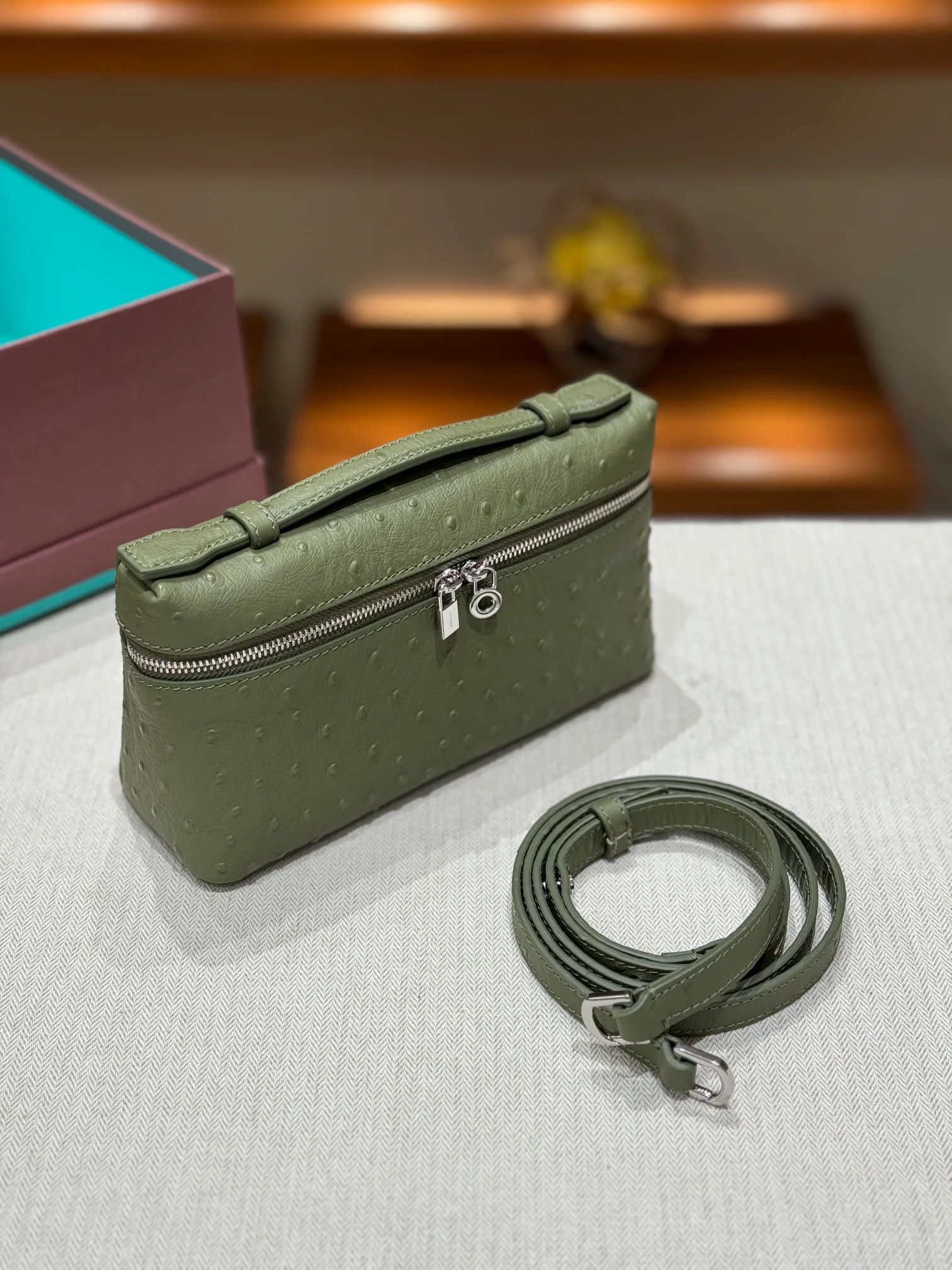 LORO OSTRICH CLUTCH 19
