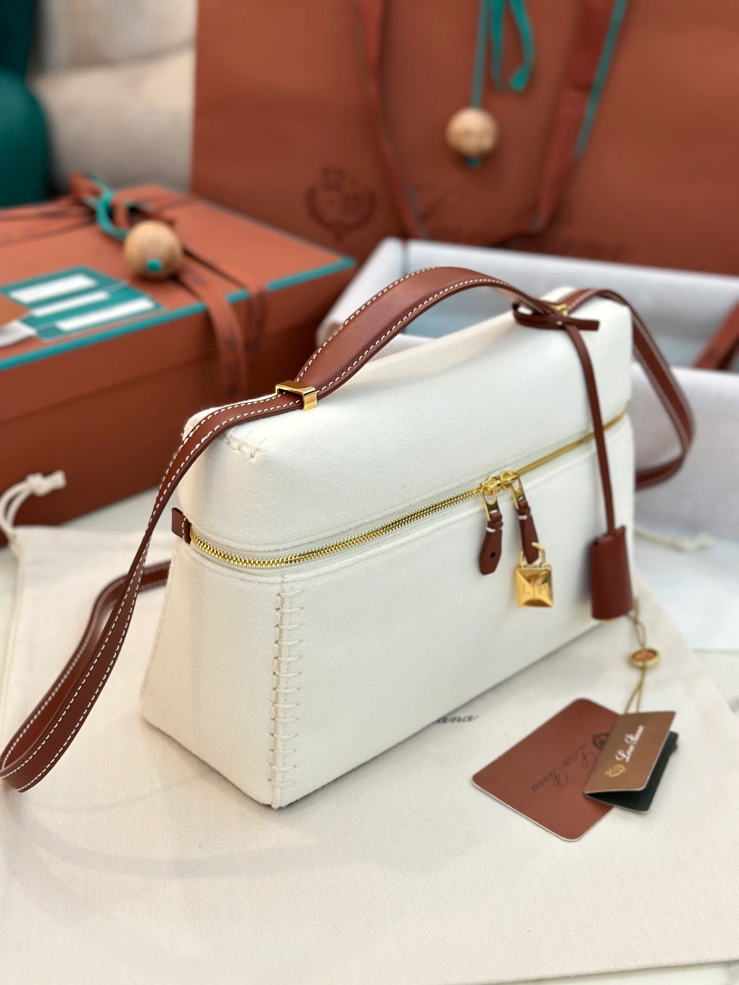 SADDLE LORO LEATHER BAG